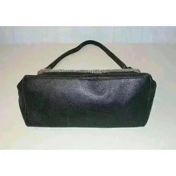 Vince Camuto Designer 100% Genuine Leather Handbag, Black and Pink Handbag - Picture 3 of 9